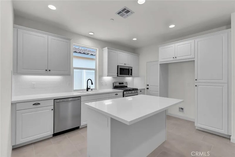 7432 Desert Sky Drive
