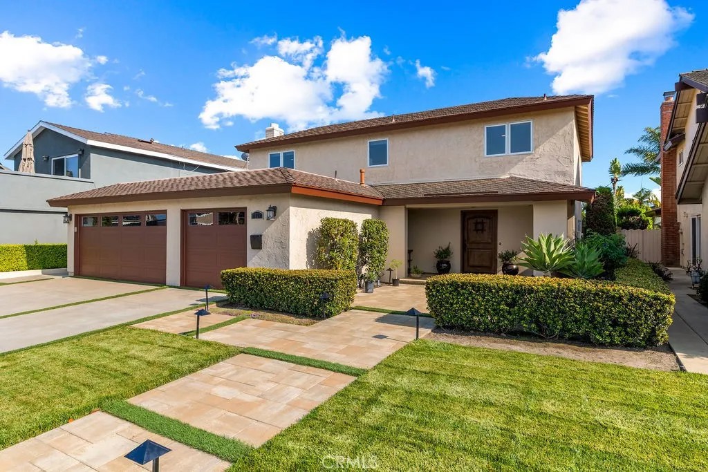 6792 Loyola Drive