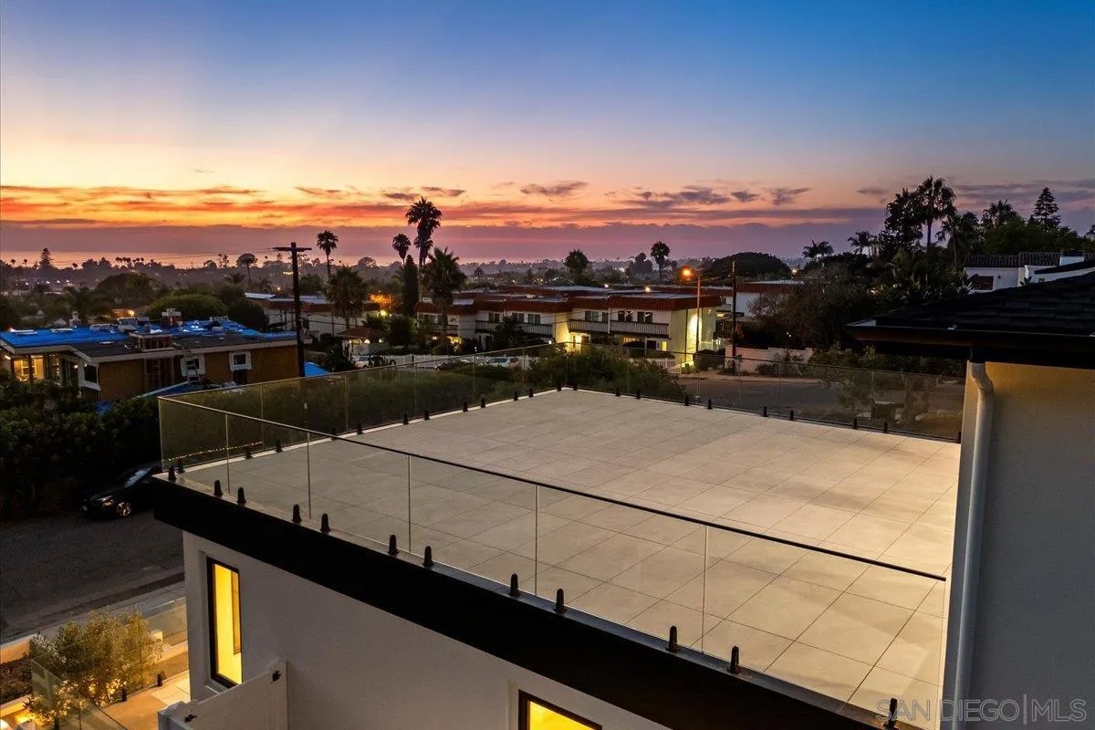 1009 Arcadia Road