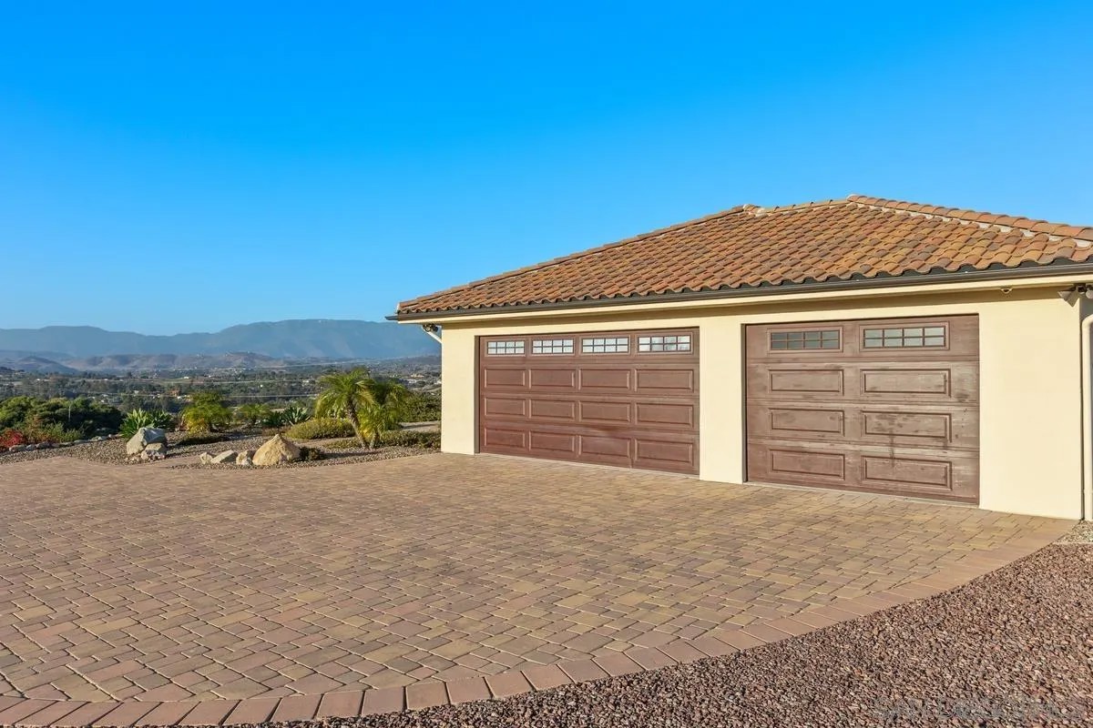 10881 Mystery Mountain Road