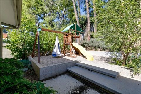 Tiny photo for 4676 Arriba Drive, Tarzana, CA 91356 (MLS # TR25246107)