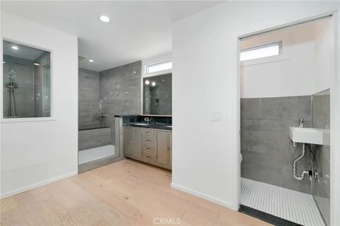 Tiny photo for 4676 Arriba Drive, Tarzana, CA 91356 (MLS # TR25246107)