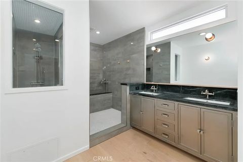 Tiny photo for 4676 Arriba Drive, Tarzana, CA 91356 (MLS # TR25246107)