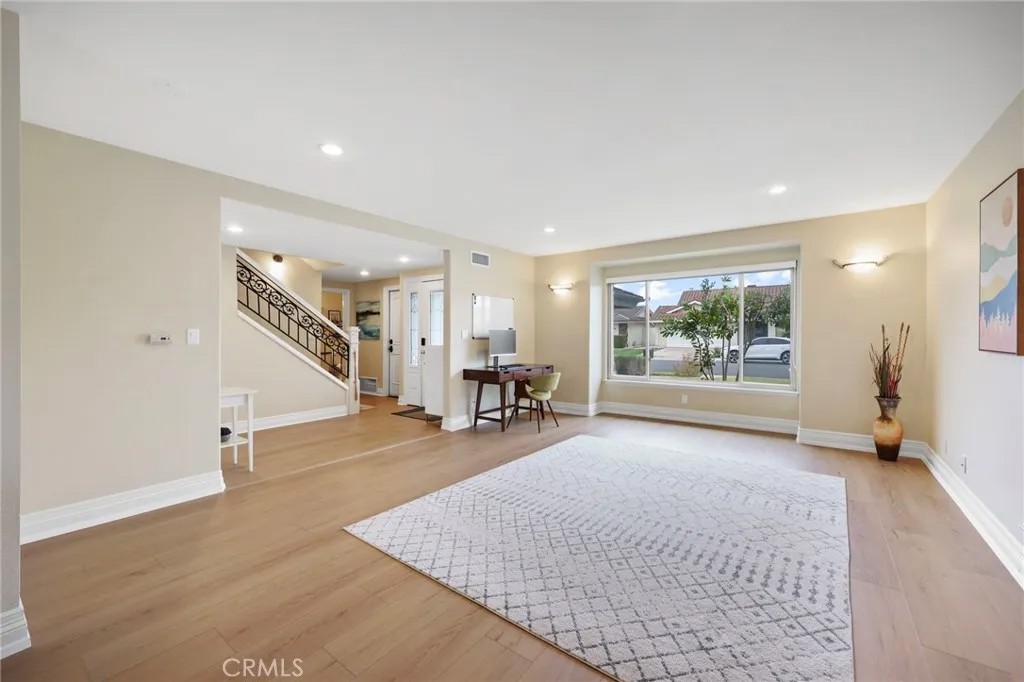 8082 Janeen Circle