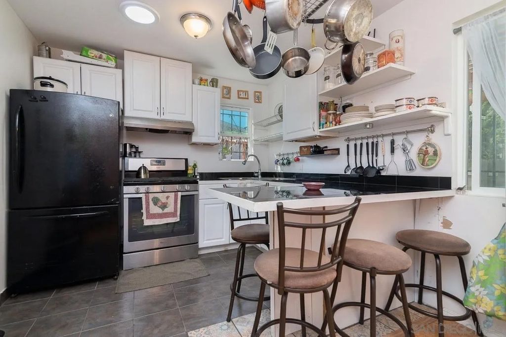 Photo of 4329 Utah St (Rear House) #A, San Diego, CA 92104 (MLS # 260009609)