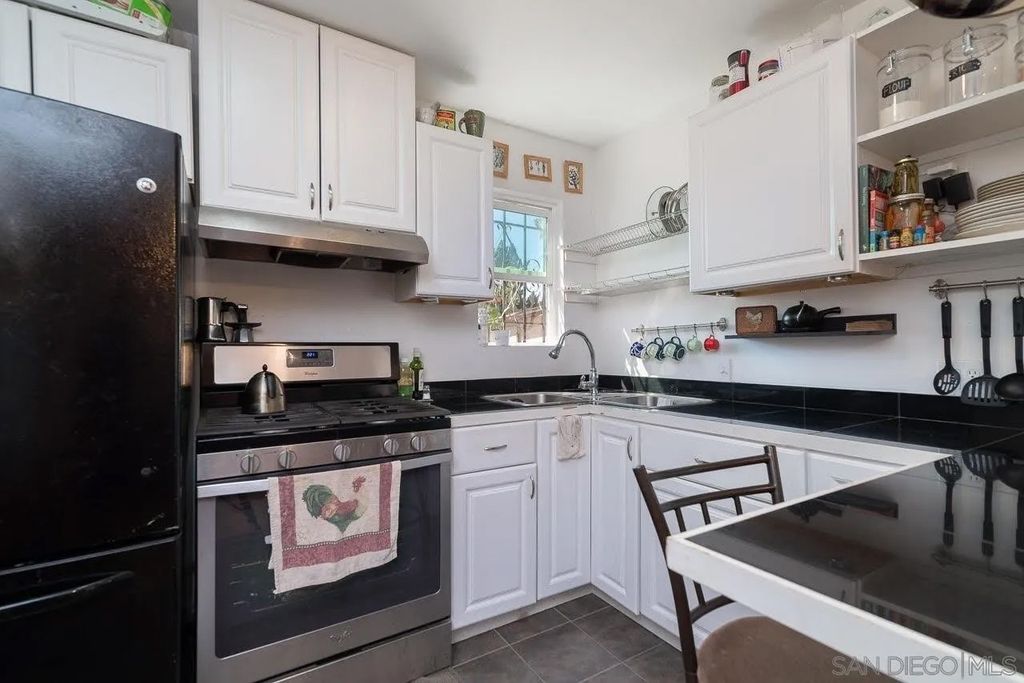 Photo of 4329 Utah St (Rear House) #A, San Diego, CA 92104 (MLS # 260009609)