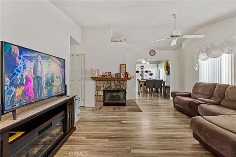 Tiny photo for 2906 Summer Set Cir, Banning, CA 92220 (MLS # DW25245116)