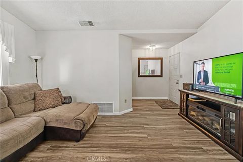 Tiny photo for 2906 Summer Set Cir, Banning, CA 92220 (MLS # DW25245116)