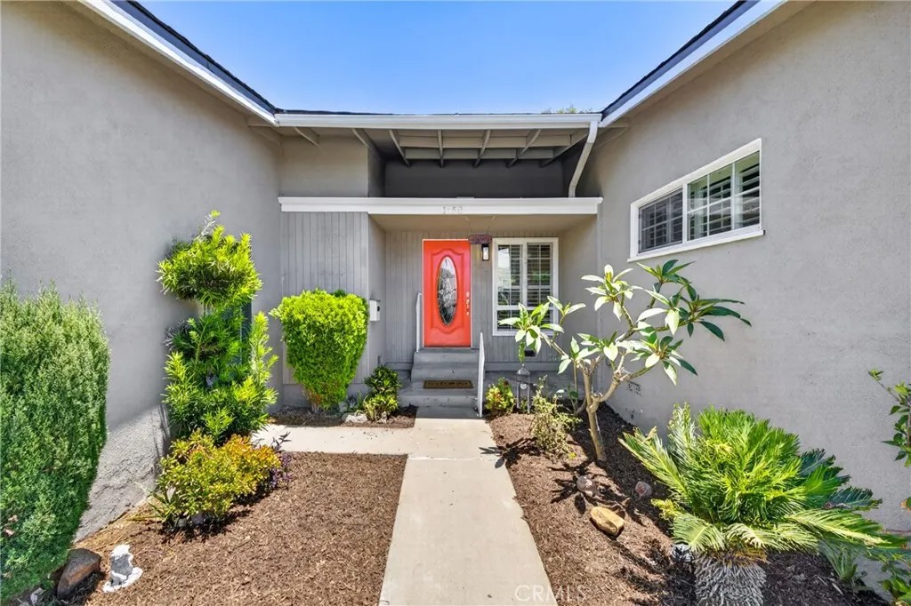 1458 Fulton