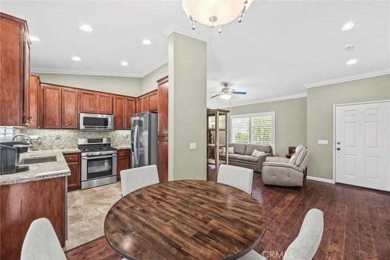 733 Daybreak Way