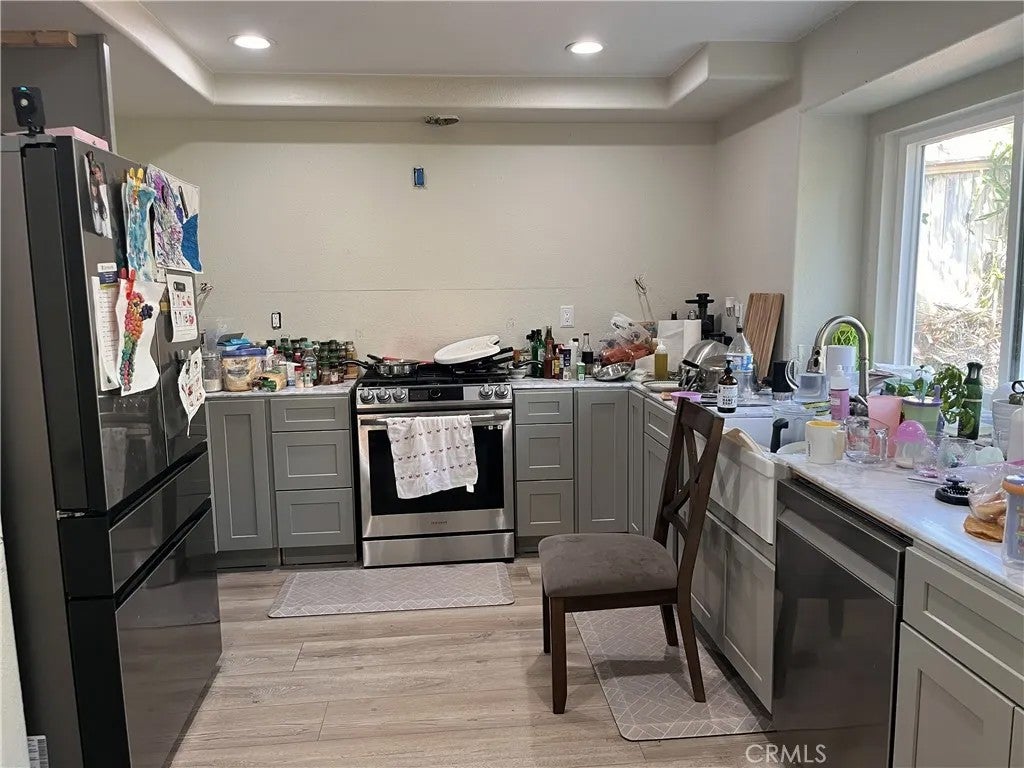 1381 Gilmore Place