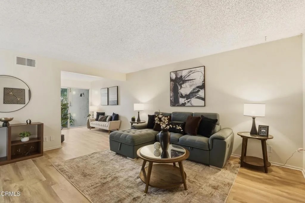 1776 Palisades Drive