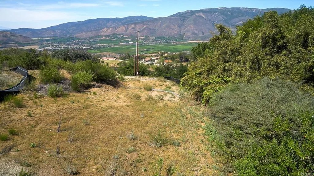 4 Rim Of The Valley