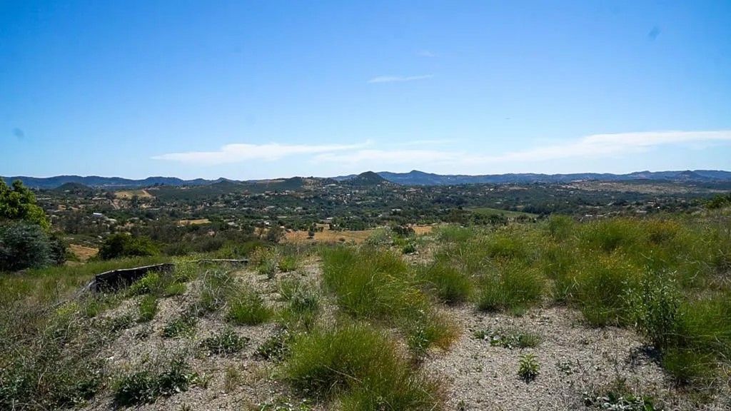 Photo of 4 Rim Of The Valley, Valley Center, CA 92082 (MLS # NDP2604103)