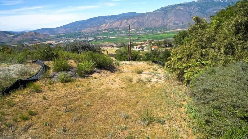 4 Rim Of The Valley