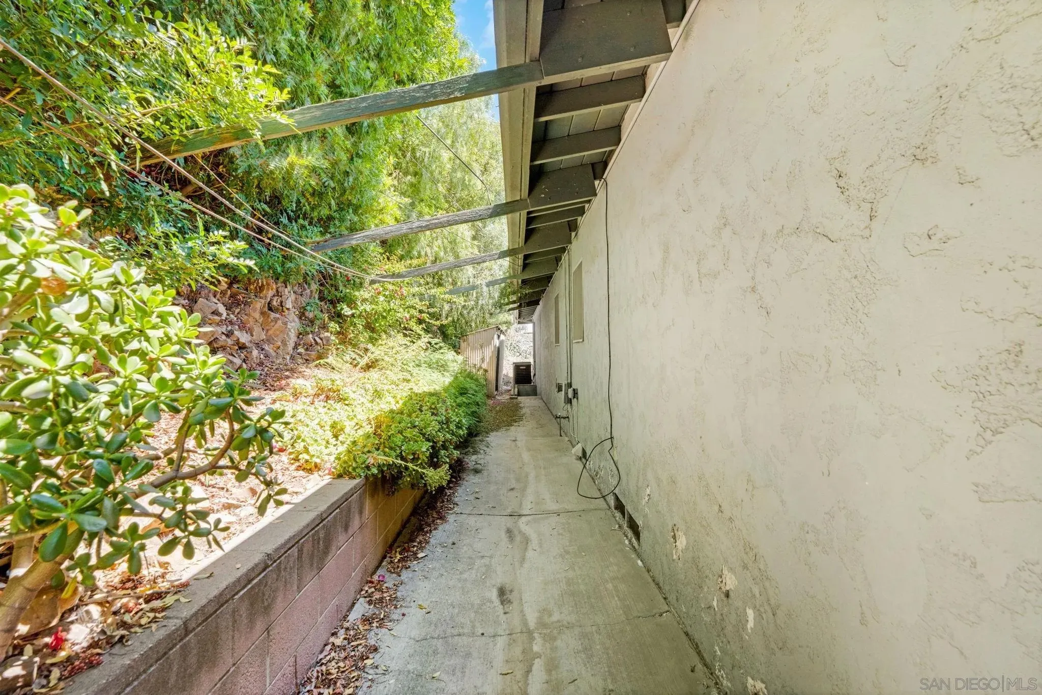 La Mesa, California 91941, United States, 2 Bedrooms Bedrooms, ,2 BathroomsBathrooms,Residential,Active,167598