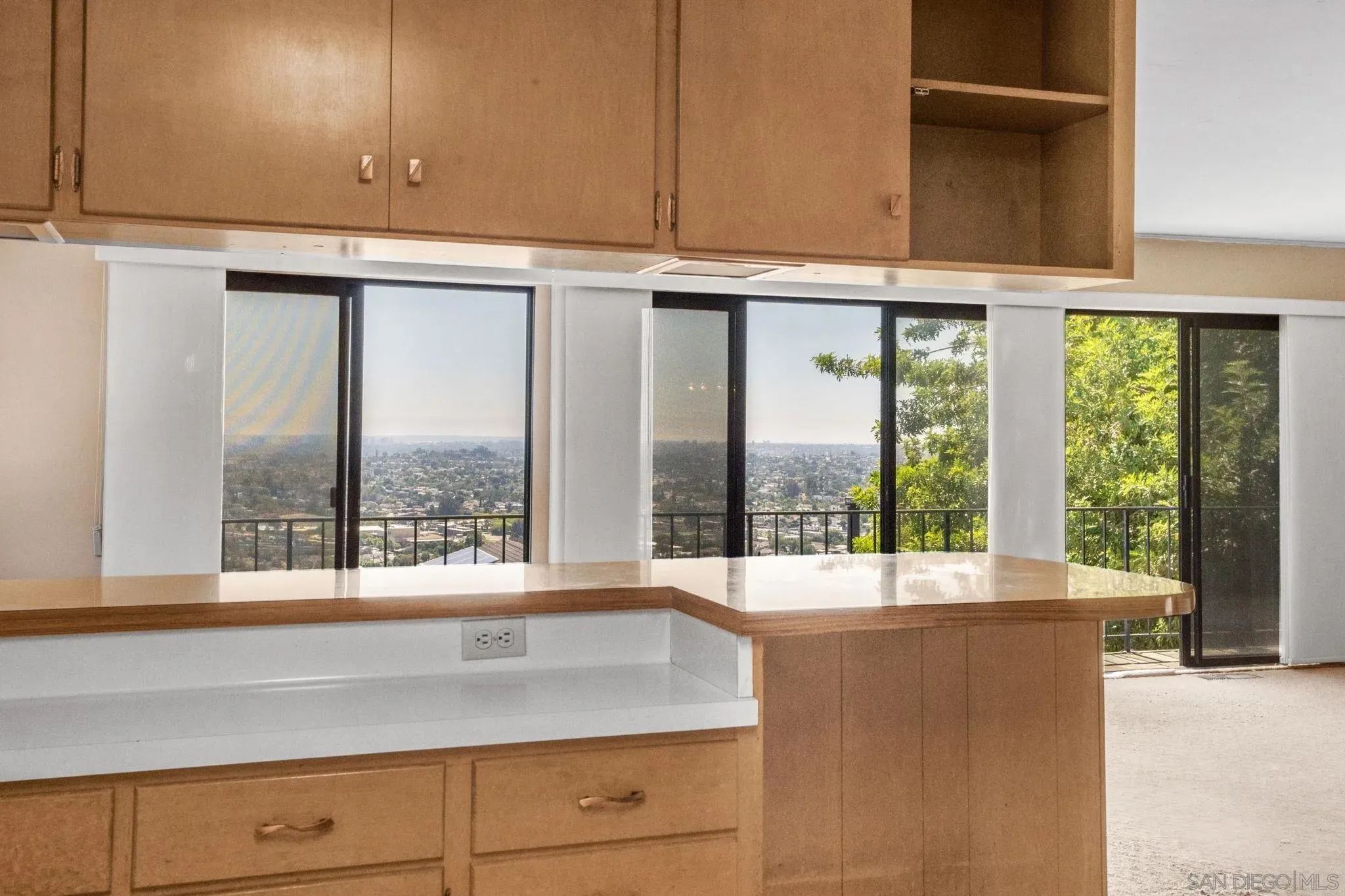 La Mesa, California 91941, United States, 2 Bedrooms Bedrooms, ,2 BathroomsBathrooms,Residential,Active,167598