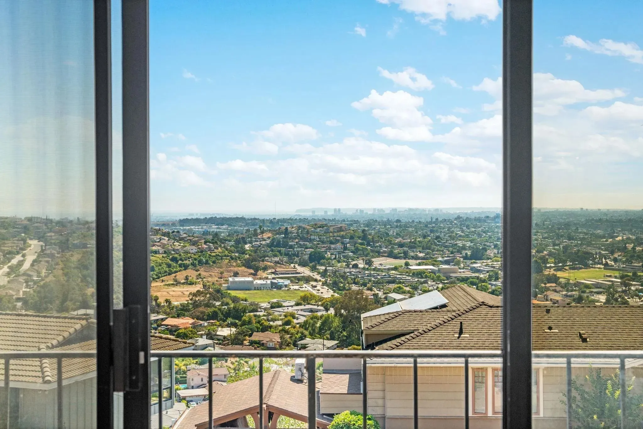 La Mesa, California 91941, United States, 2 Bedrooms Bedrooms, ,2 BathroomsBathrooms,Residential,Active,167598