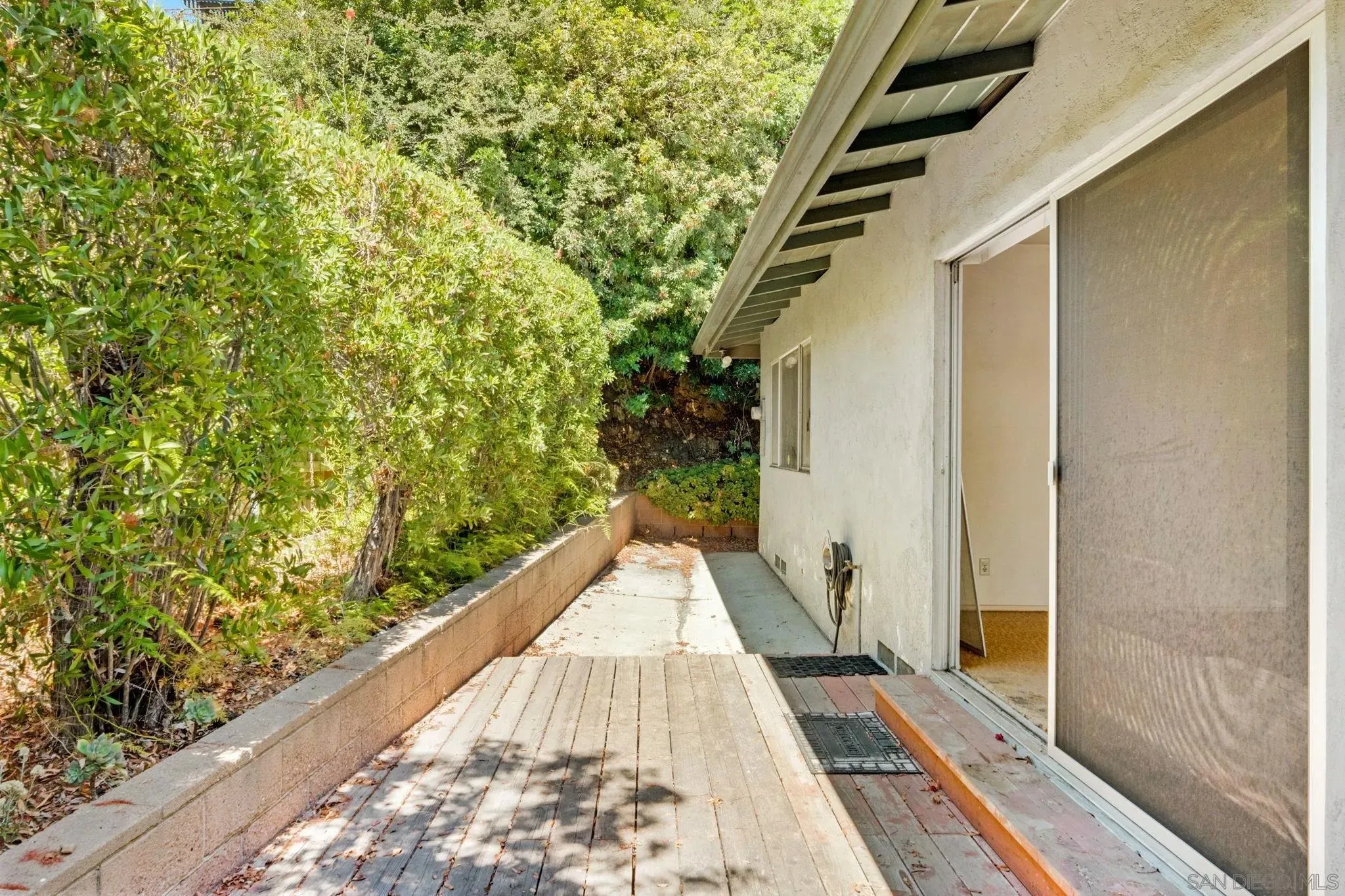 La Mesa, California 91941, United States, 2 Bedrooms Bedrooms, ,2 BathroomsBathrooms,Residential,Active,167598