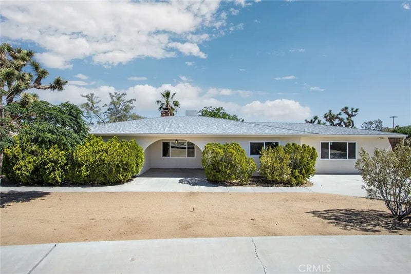 58390 Delano Trail