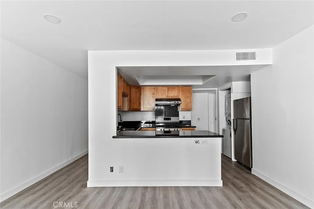 918 W College Street 316