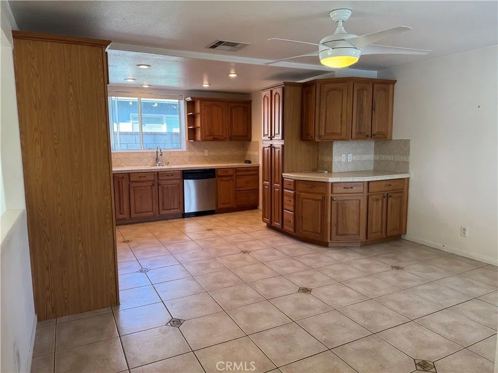 Photo of 12621 Spinnaker St, Garden Grove, CA 92840 (MLS # PW26039600)