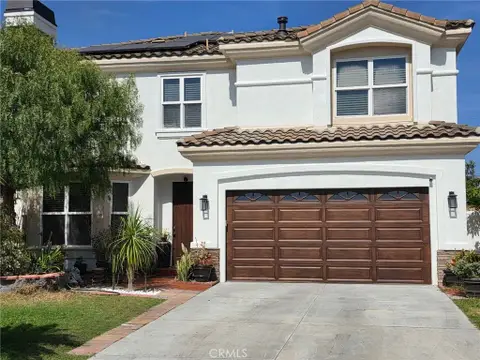 MLS: OC26140754