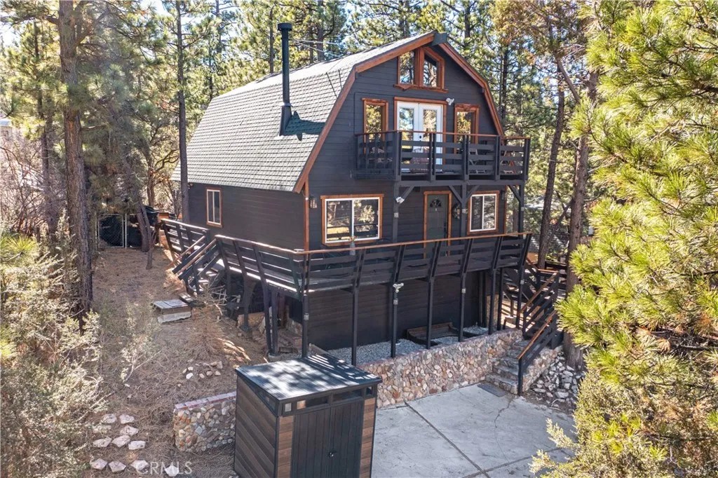 108 E Rainbow Boulevard