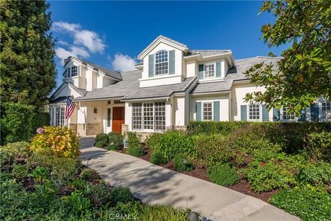 Photo of 15 Hillcrest Manor Mnr, Rolling Hills Estates, CA 90274 (MLS # PV25273121)
