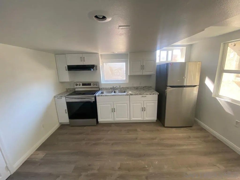 Photo of 528 N Citrus Ave, Vista, CA 92084 (MLS # 2600872)