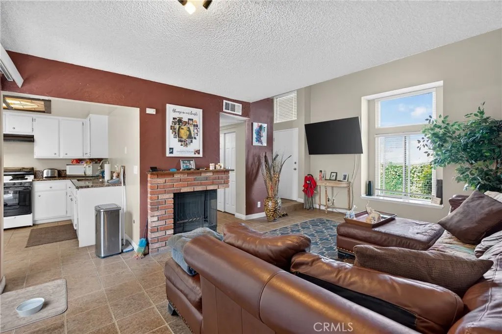 1974 E Lynwood Drive 10E