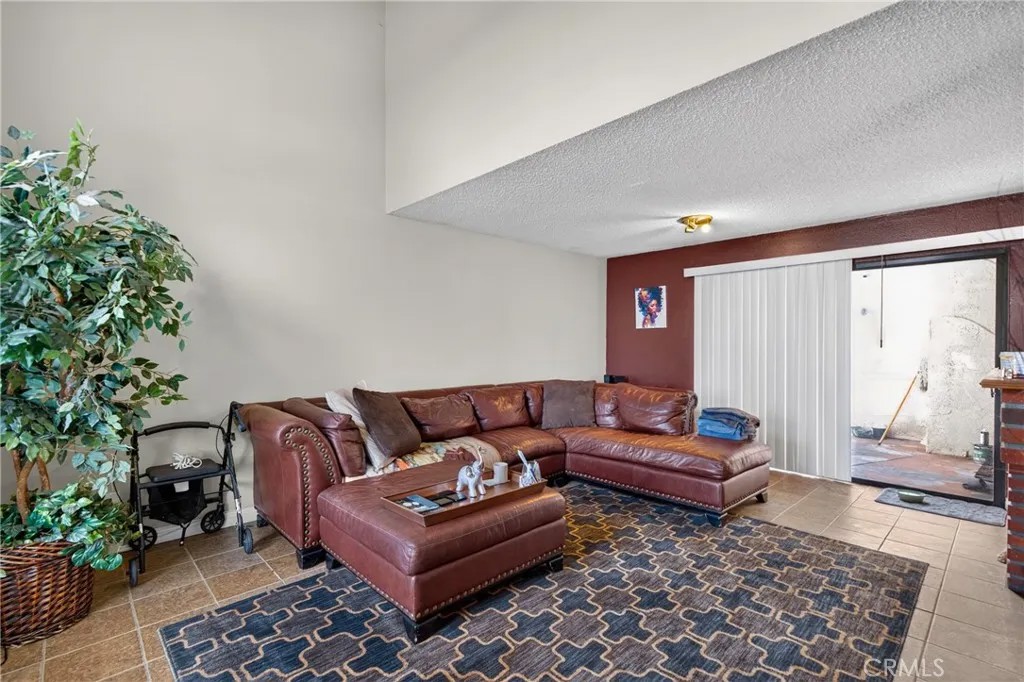 1974 E Lynwood Drive 10E