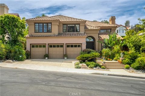 Photo of 24876 Paseo Primario, Calabasas, CA 91302 (MLS # SR26085667)