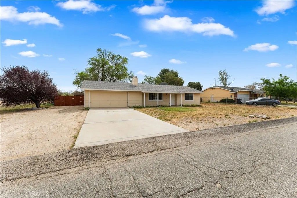 Photo of 41038 171st St, Lancaster, CA 93535 (MLS # SR26071907)