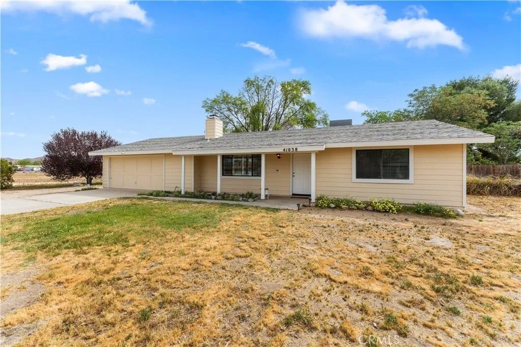 Photo of 41038 171st St, Lancaster, CA 93535 (MLS # SR26071907)