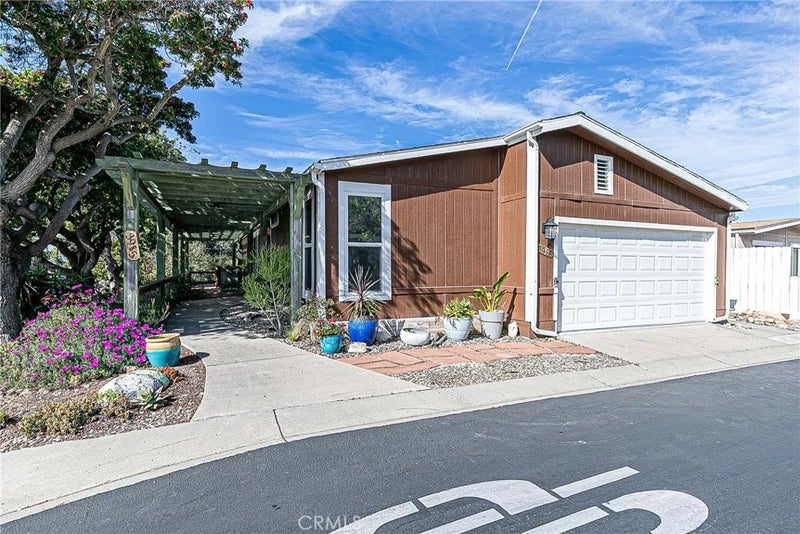 3985 Chatham