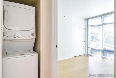 Tiny photo for 425 W Beech Street #408, San Diego, CA 92101 (MLS # 250043703)