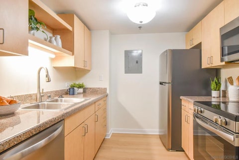 Tiny photo for 425 W Beech Street #408, San Diego, CA 92101 (MLS # 250043703)