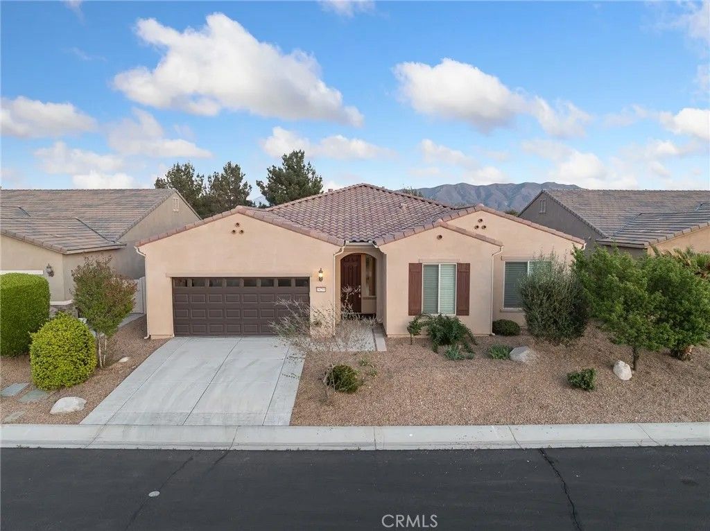Photo of 19255 Castana Street, Apple Valley, CA 92308 (MLS # HD26067094)