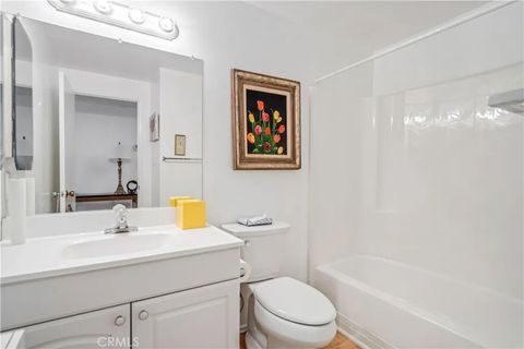 Tiny photo for 19427 Oak Crossing Road, Newhall, CA 91321 (MLS # SR25244368)
