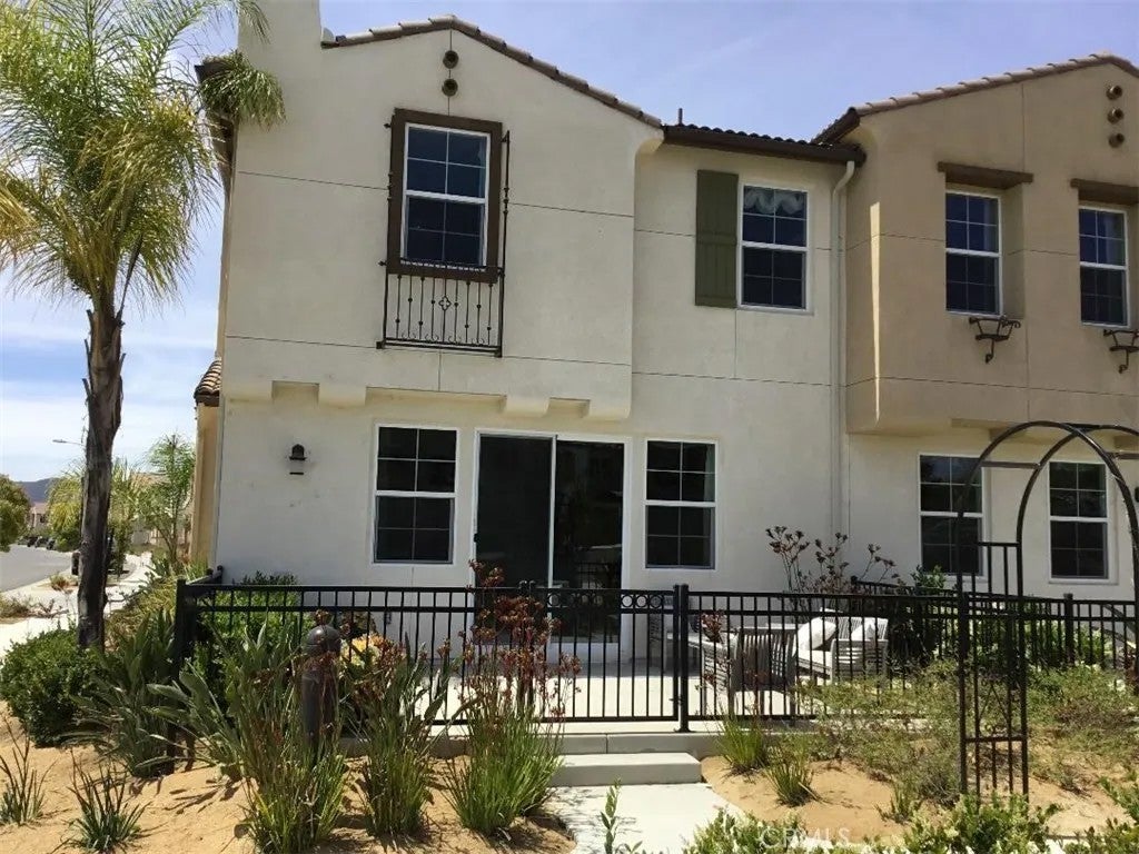 Photo of 40444 Calle Real Real, Murrieta, CA 92563 (MLS # OC26092578)