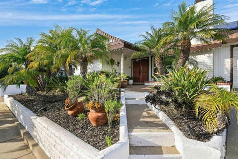 Photo of 4008 Via Los Padres, Oceanside, CA 92057 (MLS # 260019270)