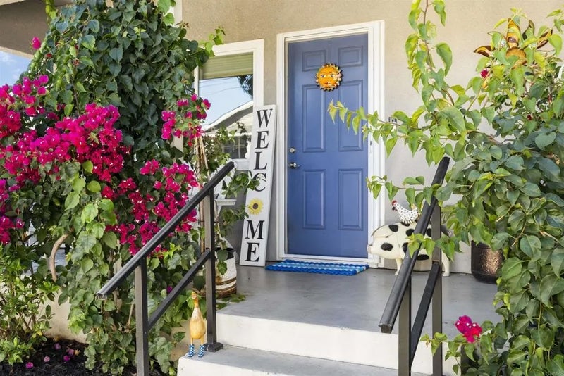 2776 Santa Clara Way