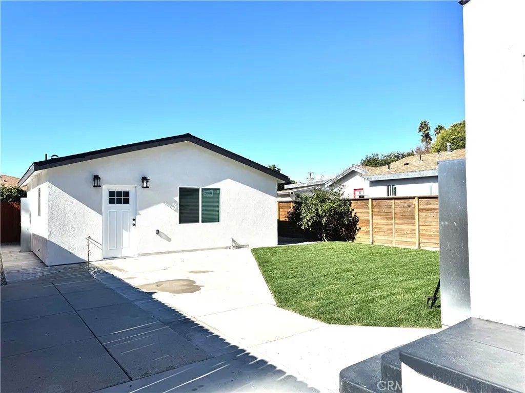Photo of 16821 Ardmore Ave, Bellflower, CA 90706 (MLS # PW25266516)