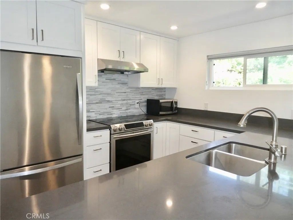 Photo of 285 San Joaquin Drive, Laguna Beach, CA 92651 (MLS # LG25281557)