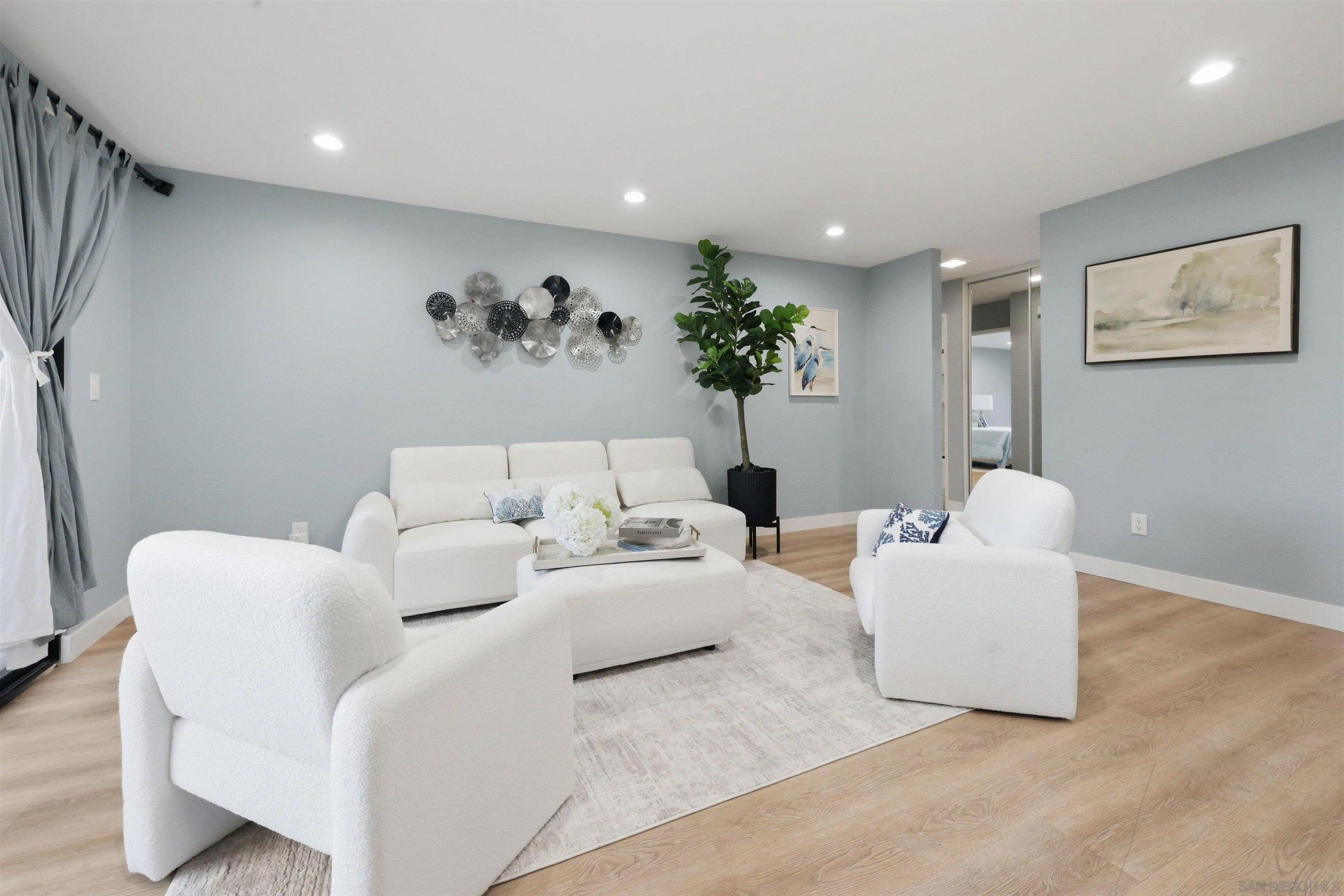 11156 Kelowna 55