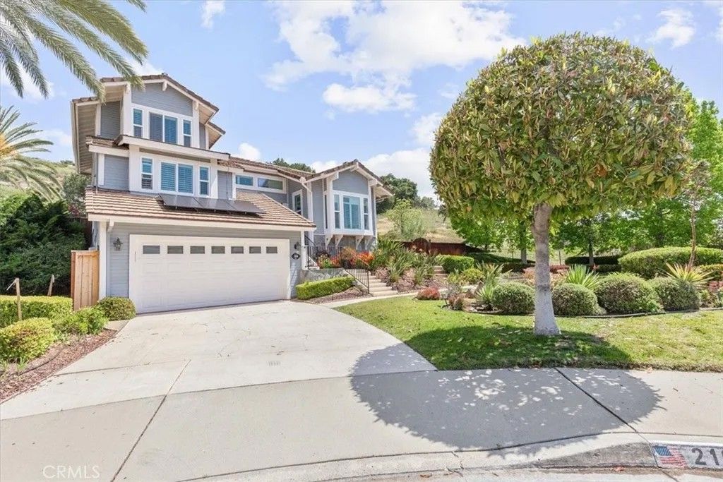 Photo of 2108 Jeremy Place, Escondido, CA 92027 (MLS # SB26047013)