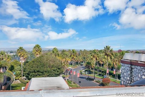 Tiny photo for 4494 Mentone St #6, San Diego, CA 92107 (MLS # 250039197)
