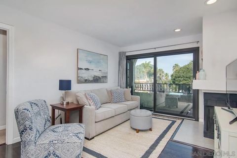Tiny photo for 4494 Mentone St #6, San Diego, CA 92107 (MLS # 250039197)