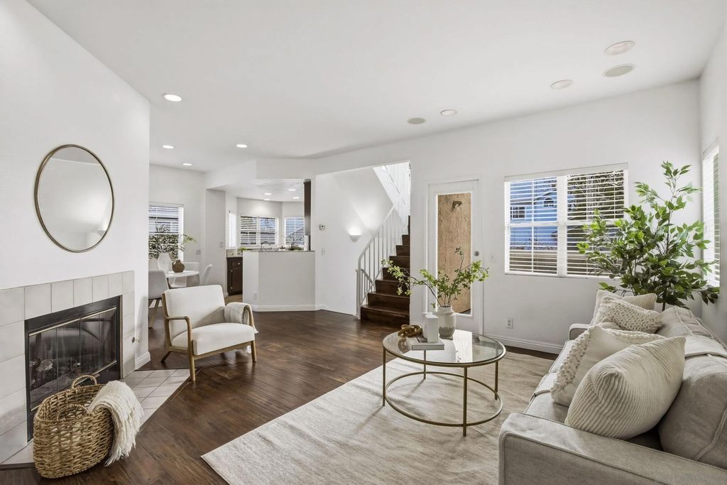 Photo of 9980 Scripps Vista Way #98, San Diego, CA 92131 (MLS # 260004001)